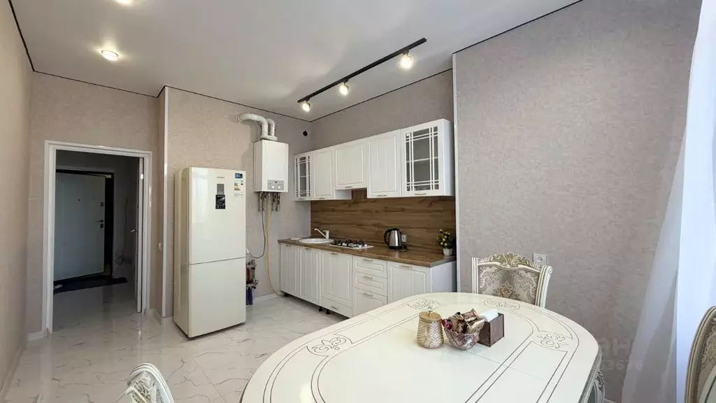 1-к кв. Кабардино-Балкария, Нальчик ул. Шарданова (45.7 м) - Фото 1