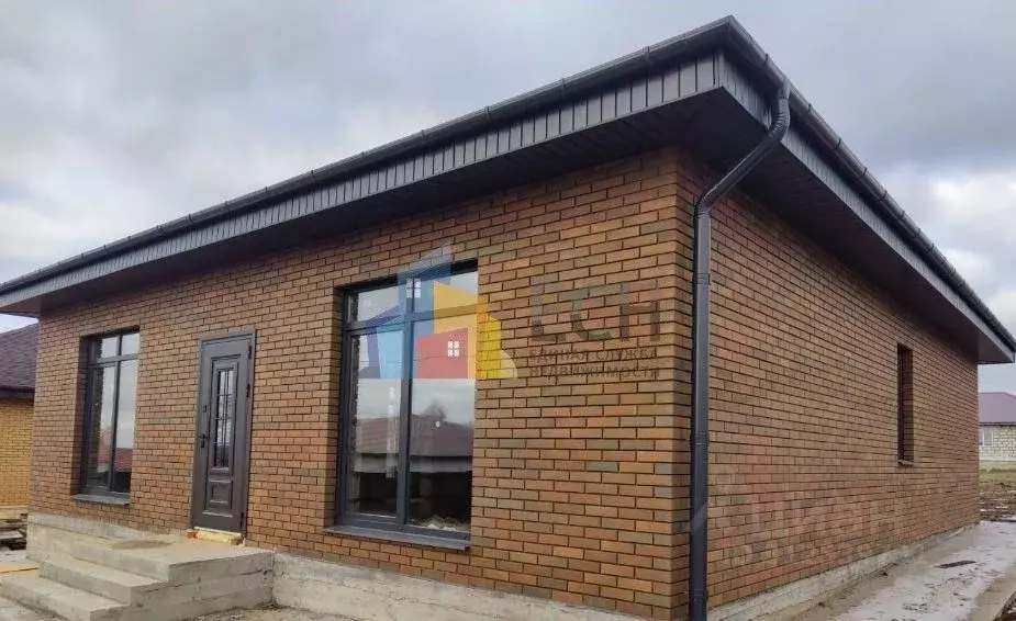 Дом в Тульская область, Щекинский район, Яснополянское с/пос, пос. ... - Фото 1