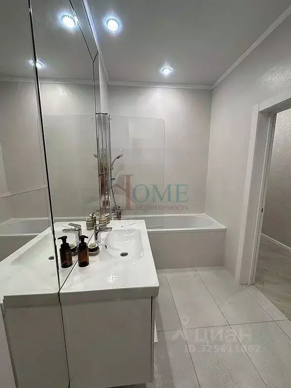 3-к кв. Новосибирская область, Новосибирск ул. Державина, 47 (70.0 м) - Фото 2