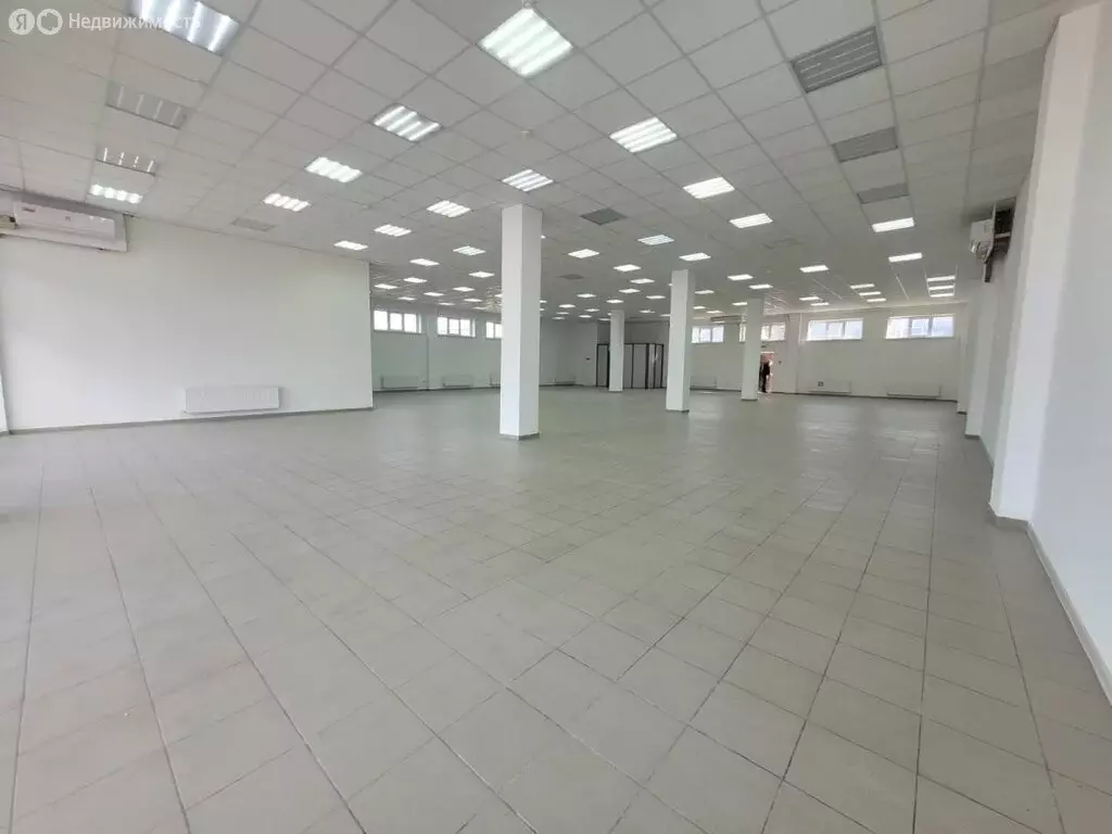 Помещение свободного назначения (400 м) - Фото 1