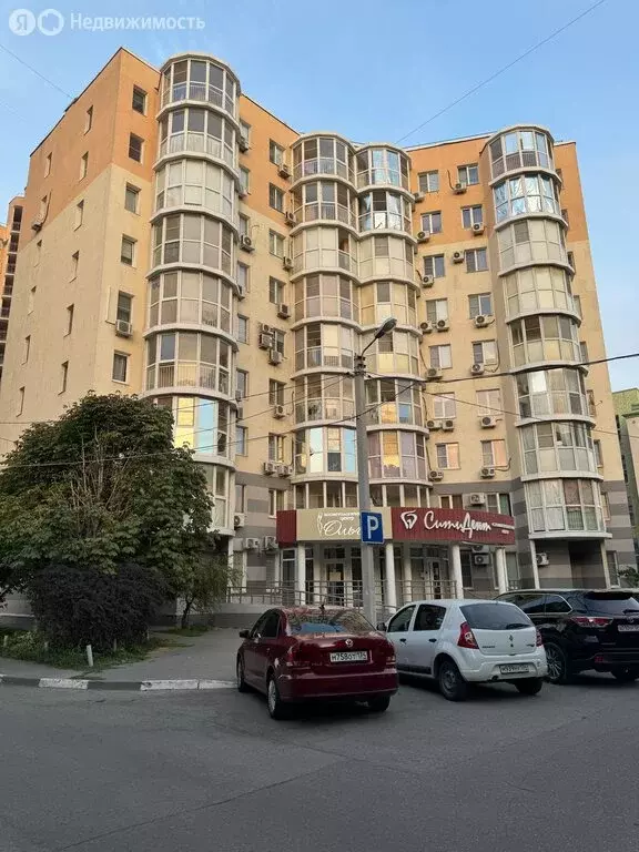 2-комнатная квартира: Волгоград, улица Хиросимы, 4 (72.7 м) - Фото 0