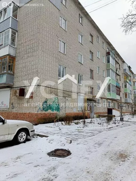 3-комнатная квартира: Кольчугино, улица 50 лет СССР, 10 (56.9 м) - Фото 1