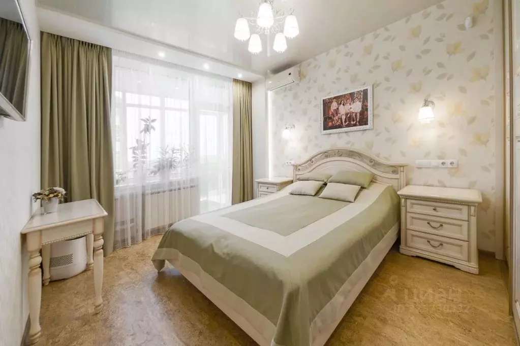 3-к кв. Свердловская область, Екатеринбург ул. Чкалова, 124 (88.0 м) - Фото 1