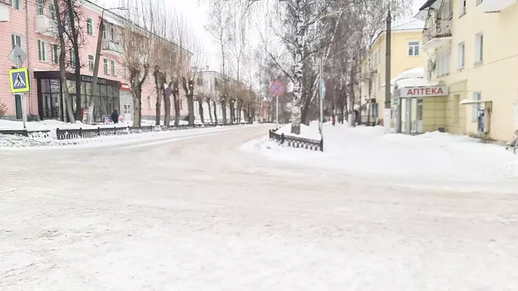 Помещение свободного назначения в Челябинская область, Усть-Катав ул. ... - Фото 1