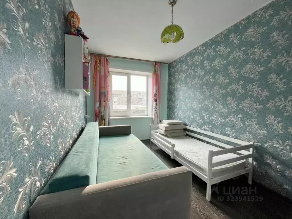 2-к кв. Кемеровская область, Новокузнецк ул. Кирова, 103 (42.7 м) - Фото 1