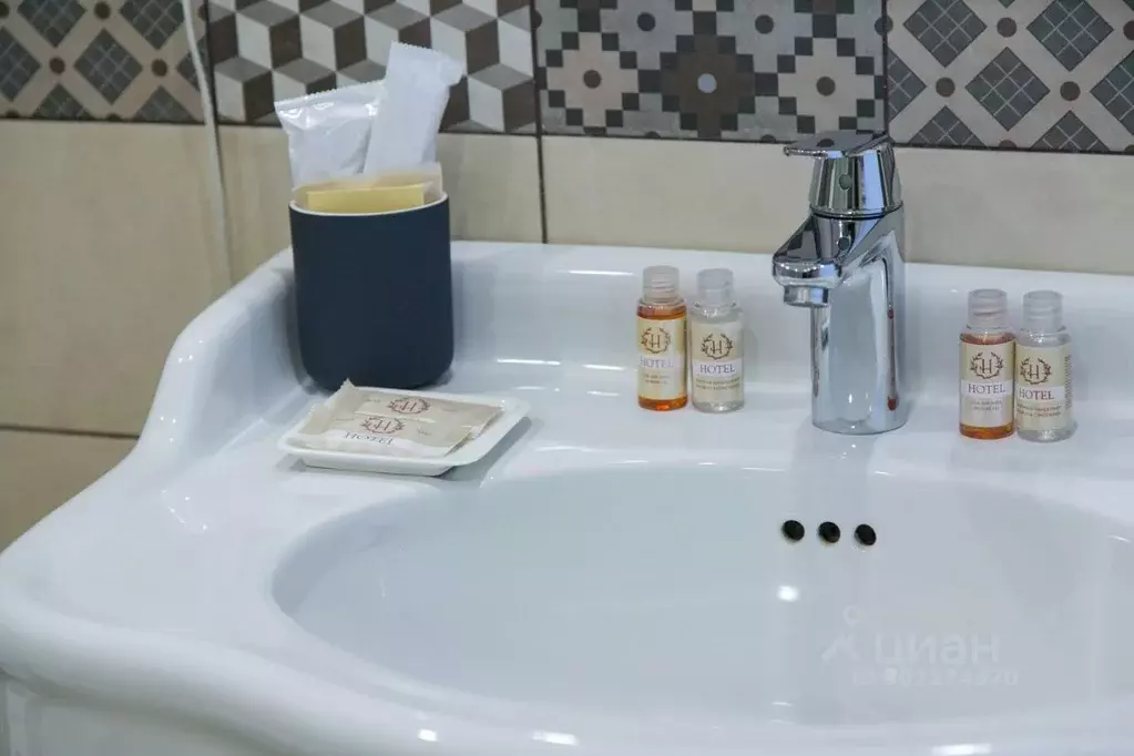 Комната Иркутская область, Иркутск ул. Свердлова, 10 (70.0 м) - Фото 2