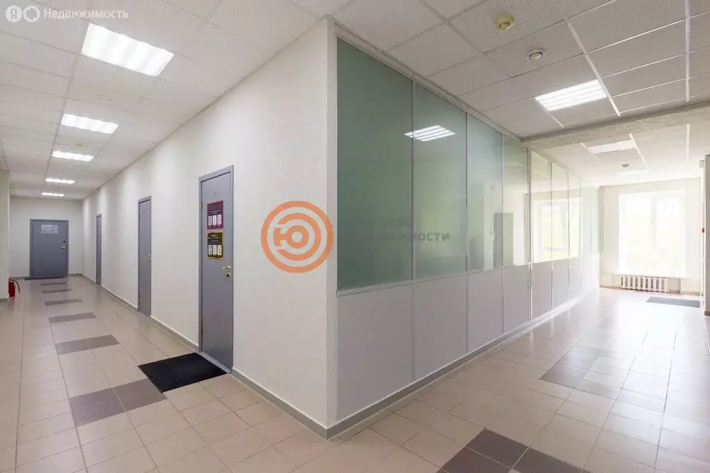 Помещение свободного назначения (326 м) - Фото 1