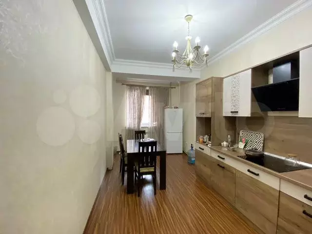 2-к. квартира, 81 м, 2/13 эт. - Фото 0