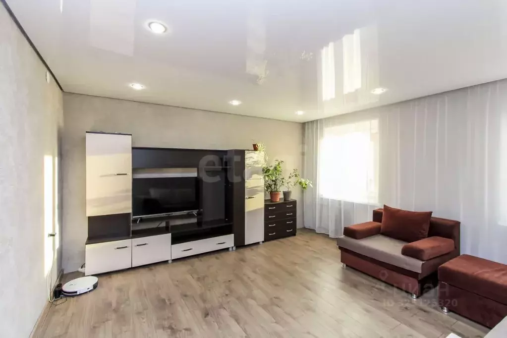 3-к кв. Тюменская область, Тюмень ул. Щербакова, 142к1 (74.0 м) - Фото 1