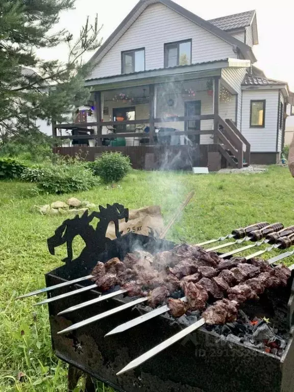 Дом в Калужская область, Малоярославецкий муниципальный округ, ... - Фото 1
