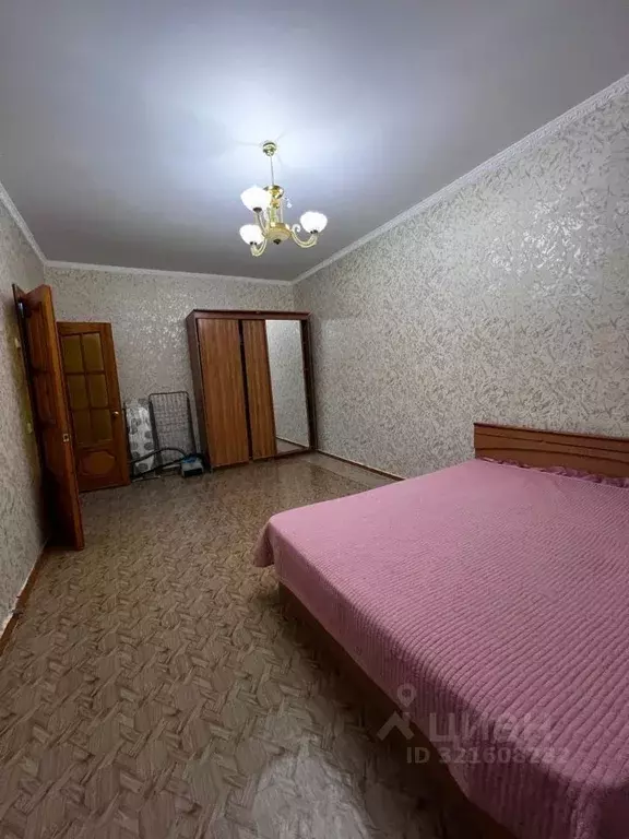 2-к кв. Астраханская область, Астрахань ул. Куликова, 77 (64.7 м) - Фото 2