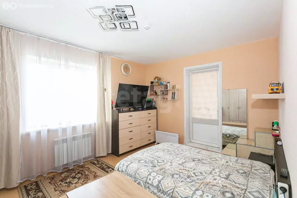 3-комнатная квартира: Новосибирск, Оловозаводская улица, 15 (59.7 м) - Фото 2