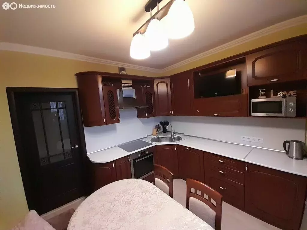 2-комнатная квартира: Оренбург, Салмышская улица, 74 (56.7 м) - Фото 0