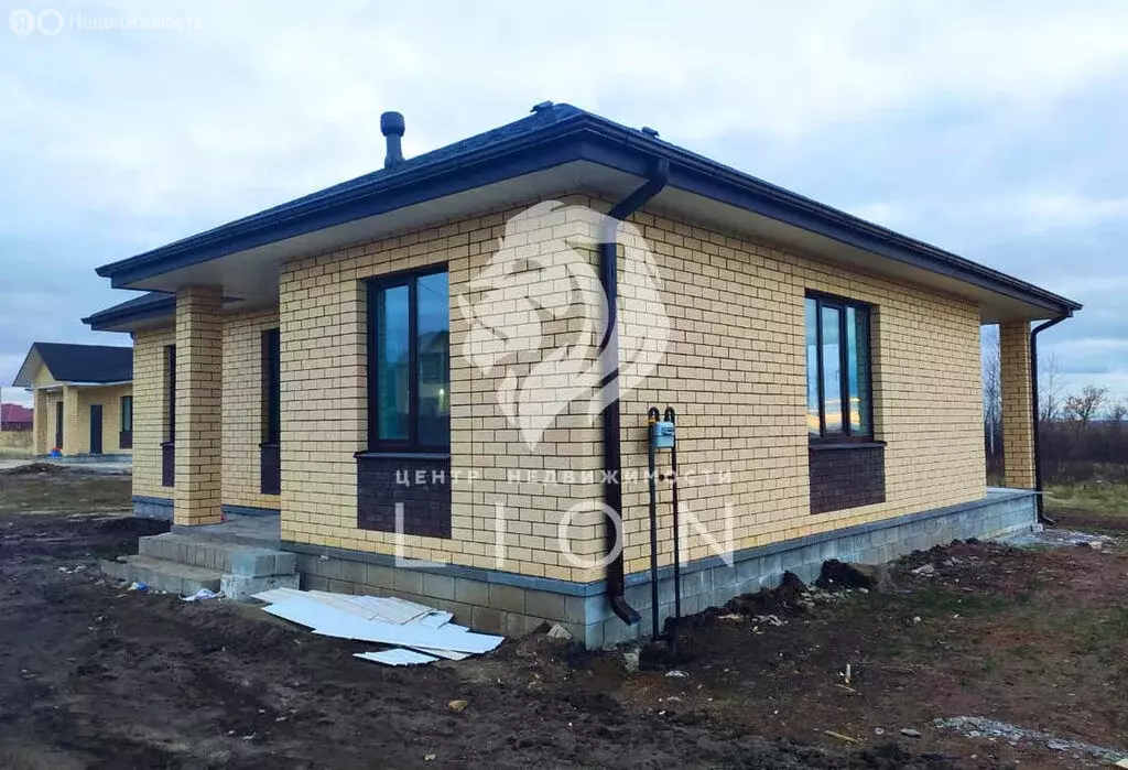 Дом в село Ближняя Игуменка, Каштановая улица (90 м) - Фото 0