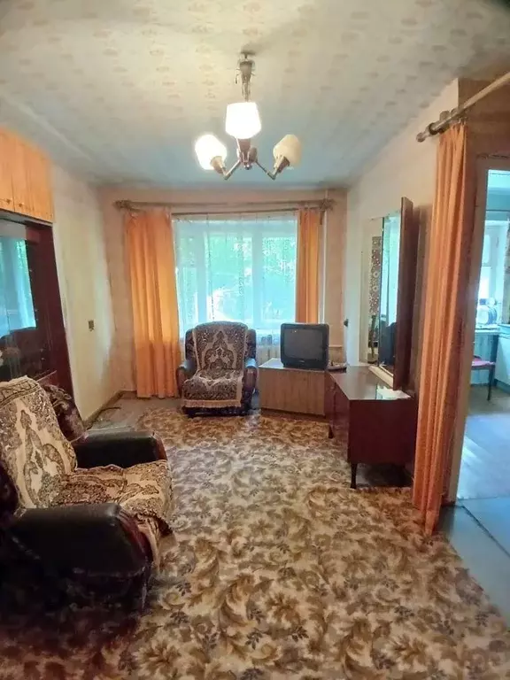 2-к кв. Вологодская область, Сокол ул. Суворова, 24 (44.8 м) - Фото 0
