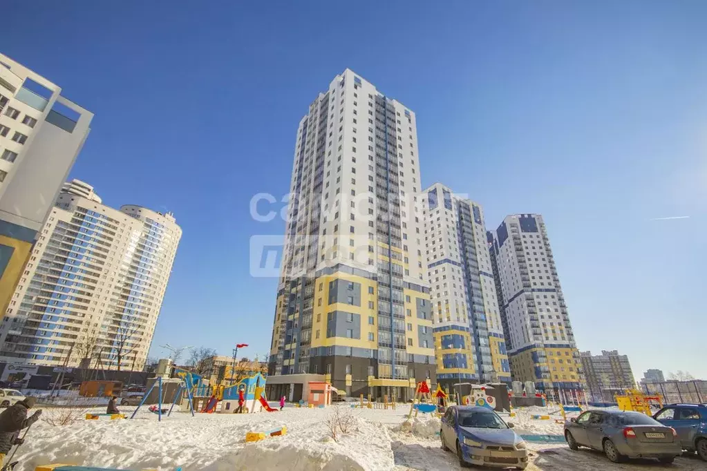 3-к кв. Свердловская область, Екатеринбург ул. Заводская, 92А (69.0 м) - Фото 1