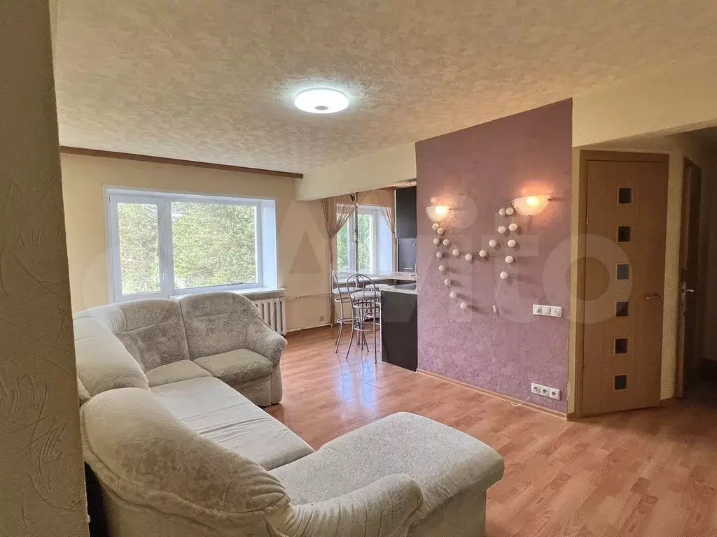 3-к. квартира, 58 м, 5/5 эт. - Фото 0