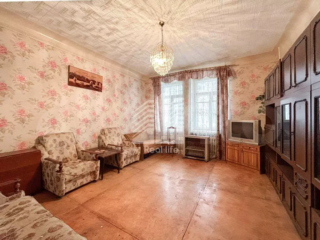 2-к. квартира, 70 м, 1/4 эт. - Фото 0