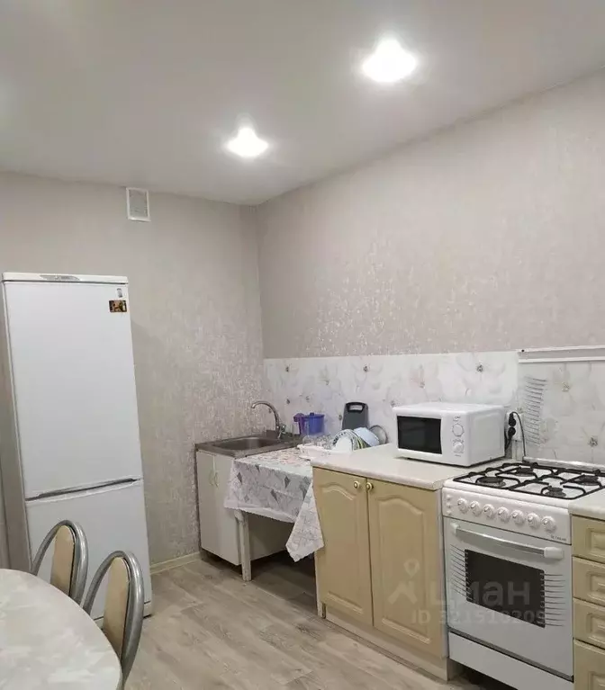 1-к кв. Татарстан, Казань ул. Академика Сахарова, 12 (35.0 м) - Фото 2