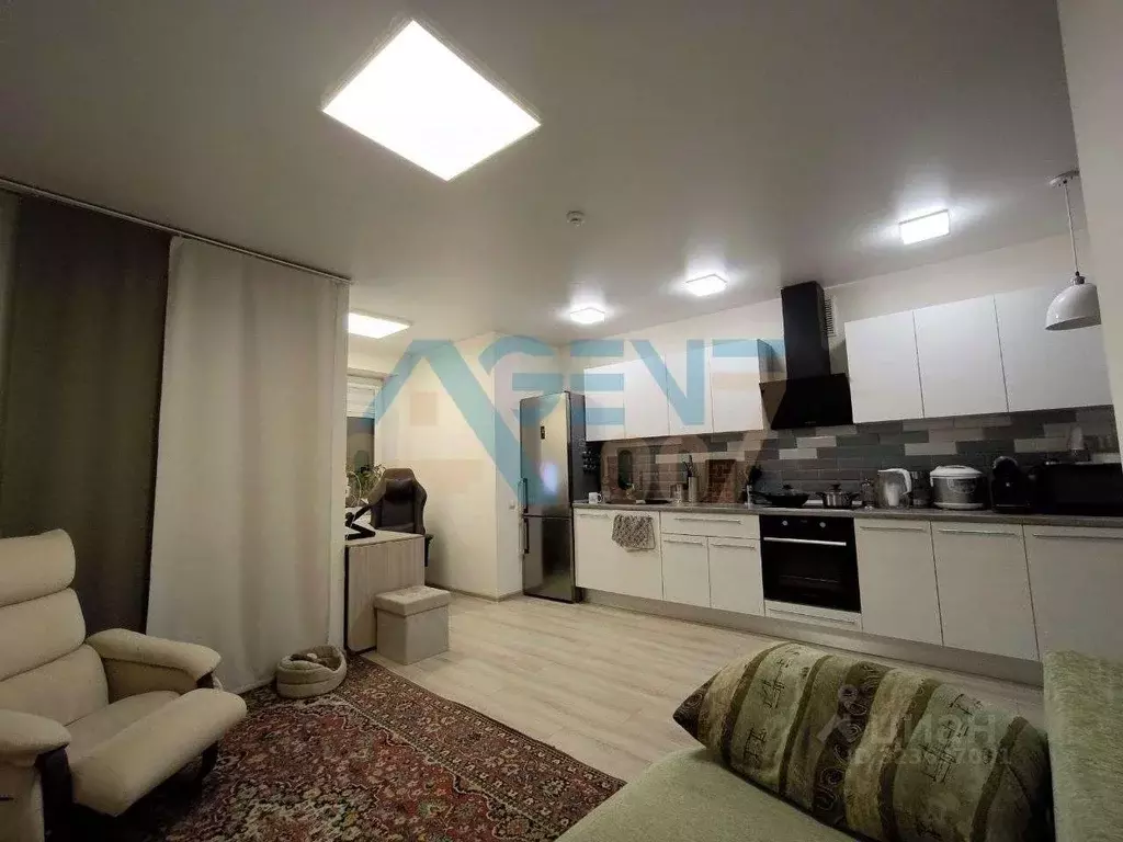 Студия Белгородская область, Белгород ул. Семейная, 13 (31.2 м) - Фото 1