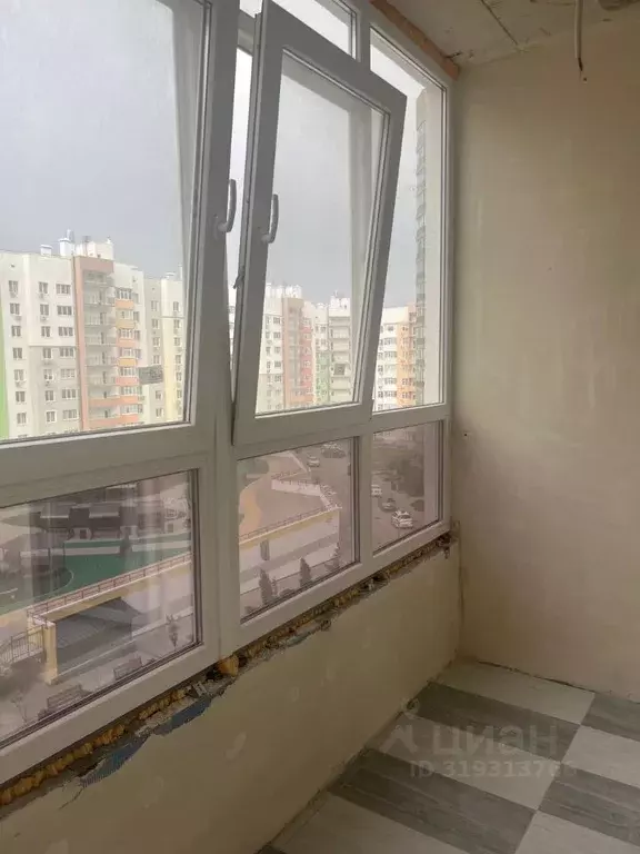 3-к кв. Крым, Симферополь ул. Батурина, 135 (83.63 м) - Фото 1
