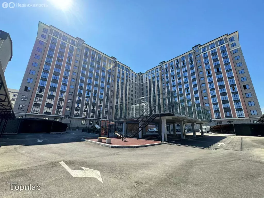 2-комнатная квартира: Нальчик, улица Героя России Т.М. Тамазова, 3 (82 ... - Фото 1
