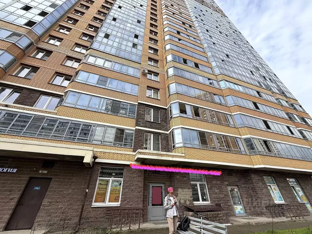 Помещение свободного назначения в Ленинградская область, Мурино ... - Фото 1
