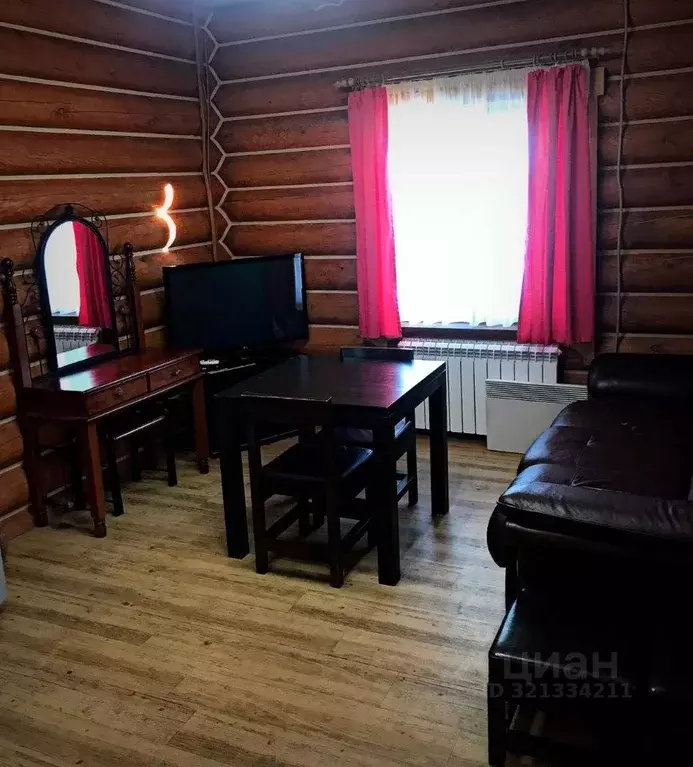 Дом в Приморский край, Владивосток ул. Адмирала Угрюмова, 48/49 (1 м) - Фото 1