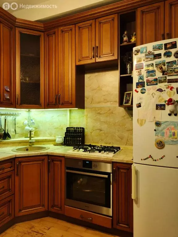 2-комнатная квартира: Серпухов, улица Дзержинского, 2 (57 м) - Фото 1