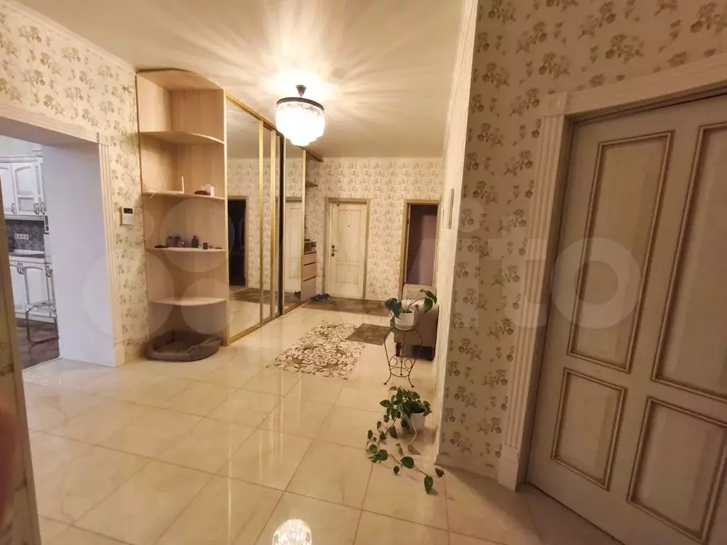 3-к. квартира, 147 м, 5/6 эт. - Фото 1