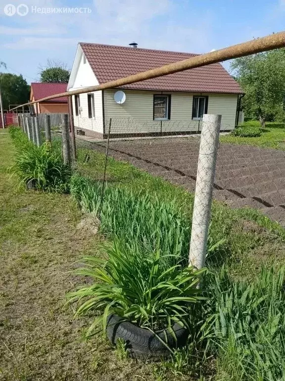 Дом в село Городище, Центральная улица, 51 (53 м) - Фото 1