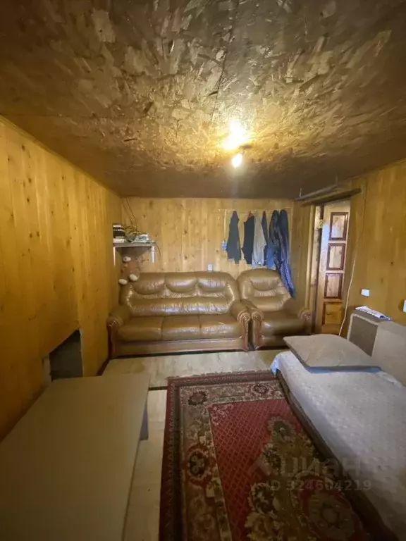 Дом в Кемеровская область, Мыски ул. Спартака, 1 (37 м) - Фото 1