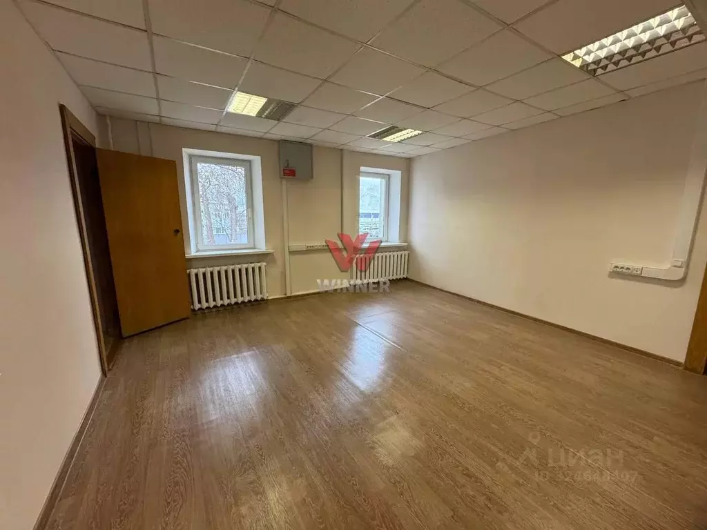 Офис в Нижегородская область, Нижний Новгород ул. Стрелка, 2В (85 м) - Фото 1