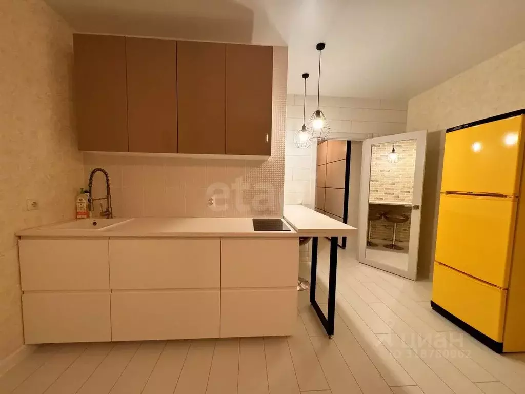 Студия Тюменская область, Тюмень Таврическая ул., 9к6 (35.0 м) - Фото 0