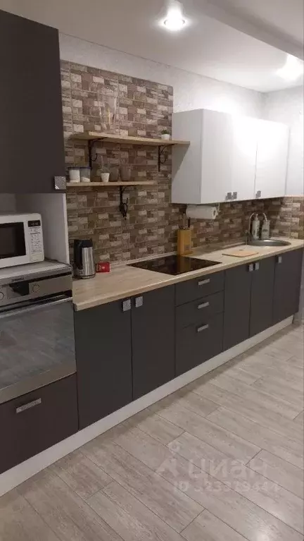 2-к кв. Челябинская область, Челябинск ул. Тарасова, 40 (56.0 м) - Фото 1