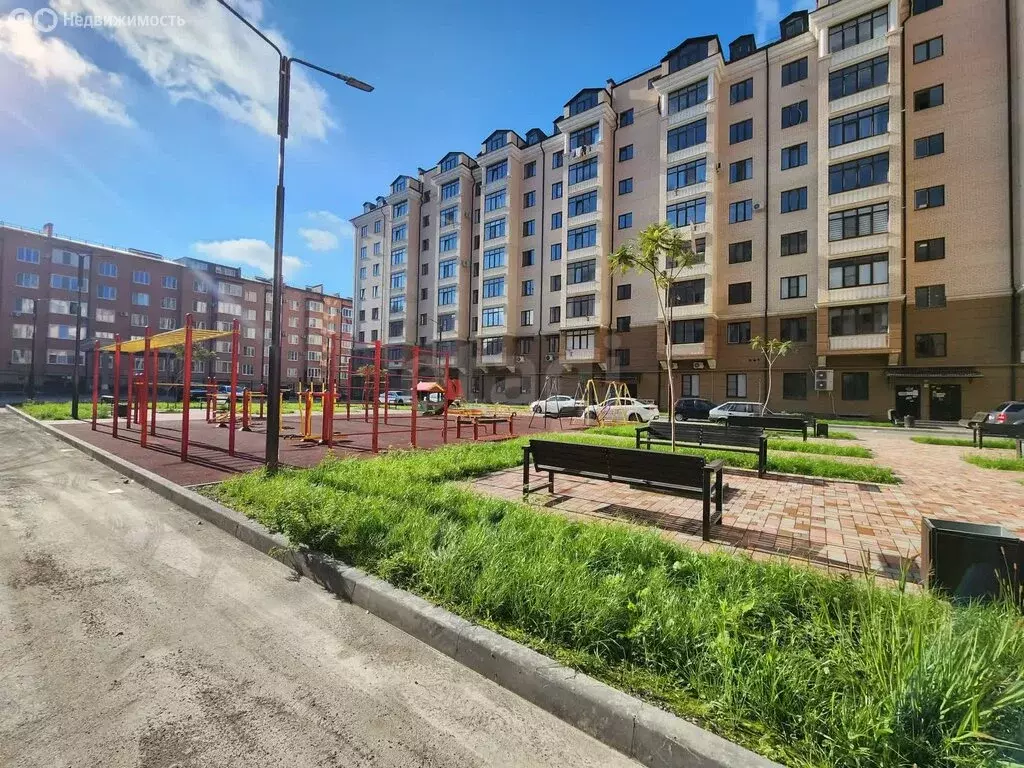 1-комнатная квартира: Владикавказ, улица Курсантов-Кировцев, 4А (45 м) - Фото 1