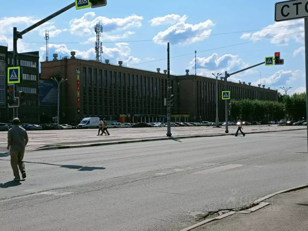 Офис в Свердловская область, Екатеринбург ул. Машиностроителей, 19 ... - Фото 1