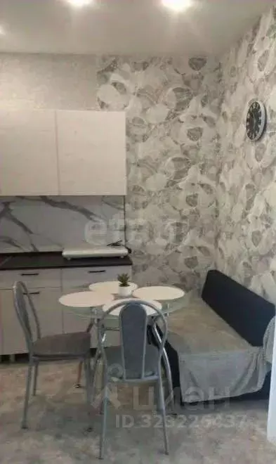 Студия Тюменская область, Тюмень ул. Краснооктябрьская, 16 (28.2 м) - Фото 2