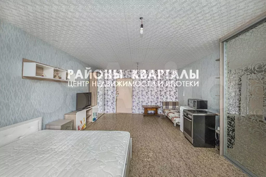 Комната 25 м в 3-к., 1/10 эт. - Фото 1