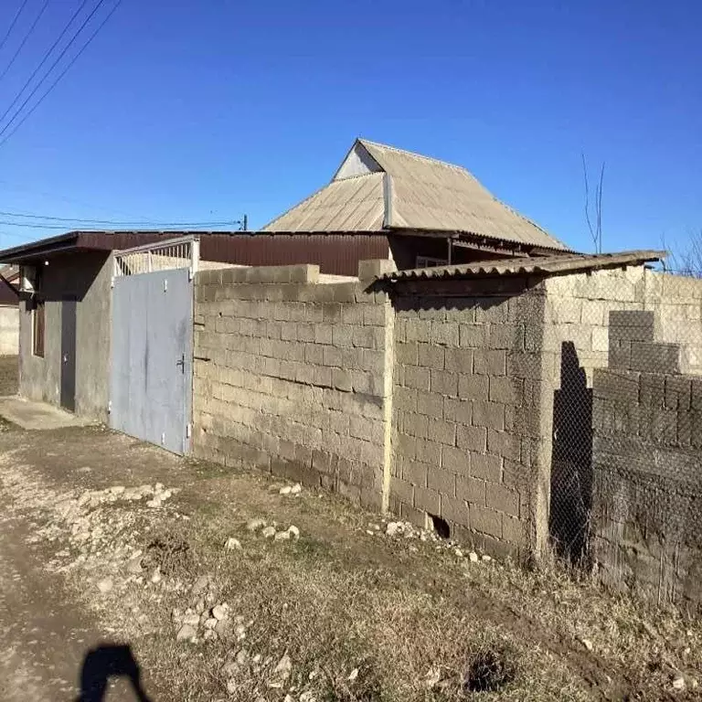 Дом в Дагестан, Хасавюрт пос. Юбилейный, ул. Кватаронная, 65 (162 м) - Фото 2