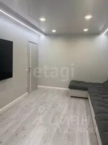 3-к кв. Тюменская область, Тюмень ул. Федюнинского, 54к2 (92.7 м) - Фото 1