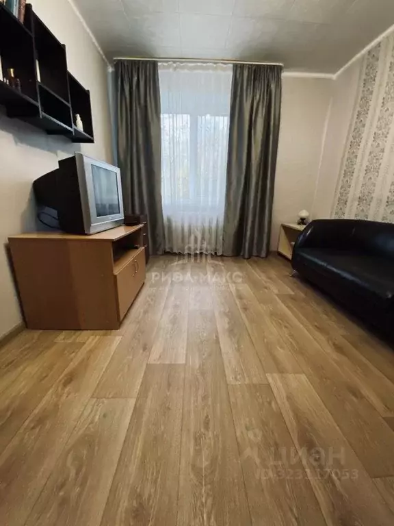 1-к кв. Брянская область, Брянск ул. Фрунзе, 86 (29.4 м) - Фото 0