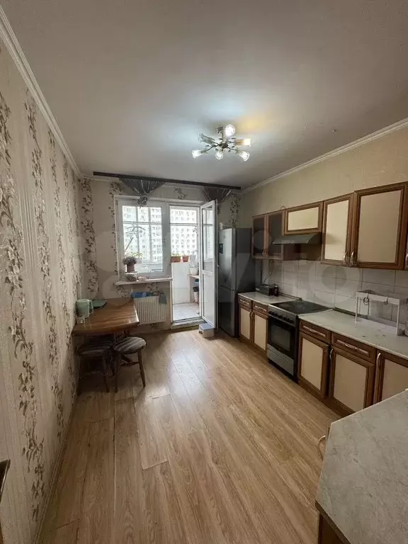 3-к. квартира, 100 м, 9/17 эт. - Фото 1