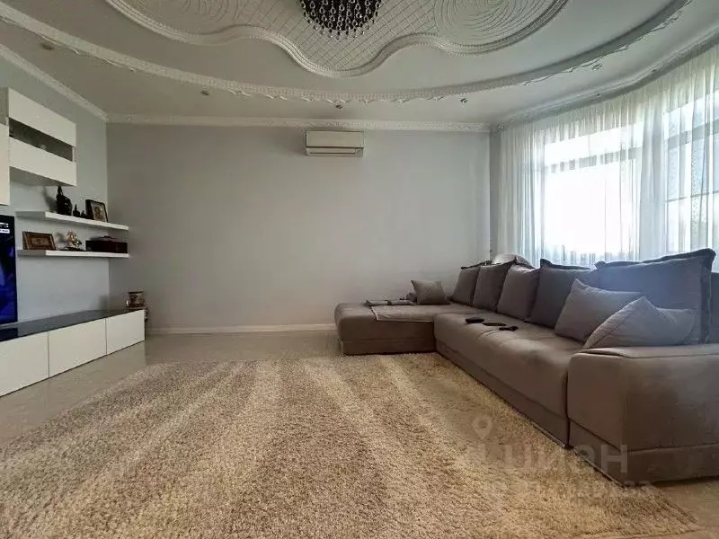 3-к кв. Москва ул. Островитянова, 4 (145.0 м) - Фото 0