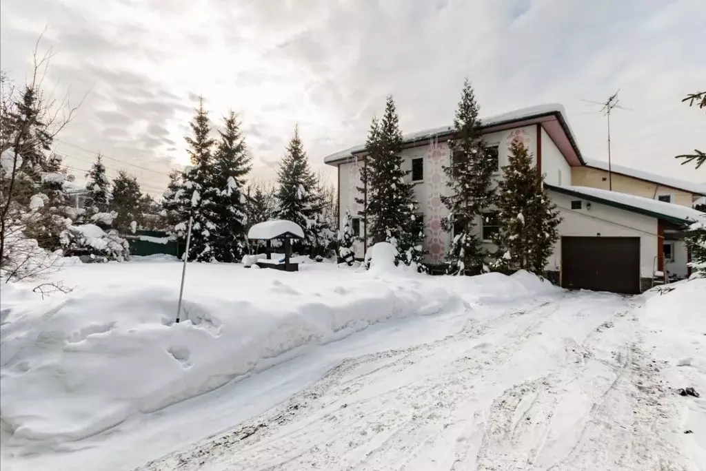 Дом в Московская область, Красногорск городской округ, с. ... - Фото 1