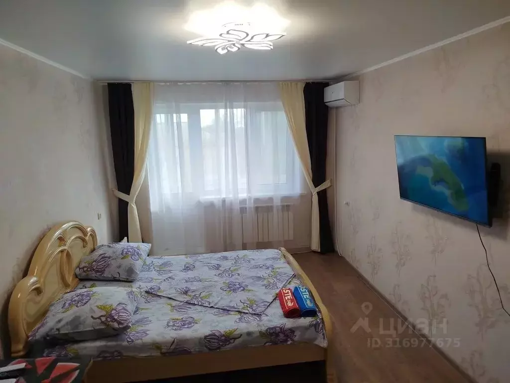 1-к кв. Саратовская область, Красный Кут Комсомольская ул., 39 (30.0 ... - Фото 0