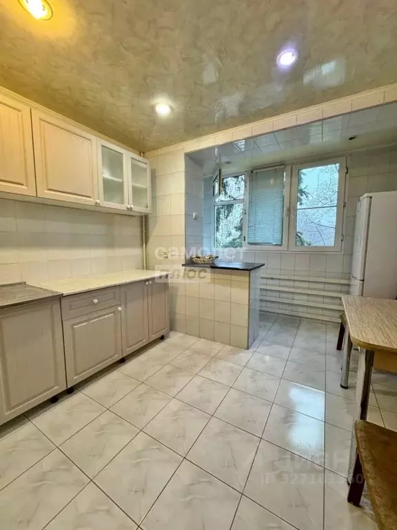 2-к кв. Кабардино-Балкария, Нальчик ул. Карашаева, 11 (58.0 м) - Фото 2