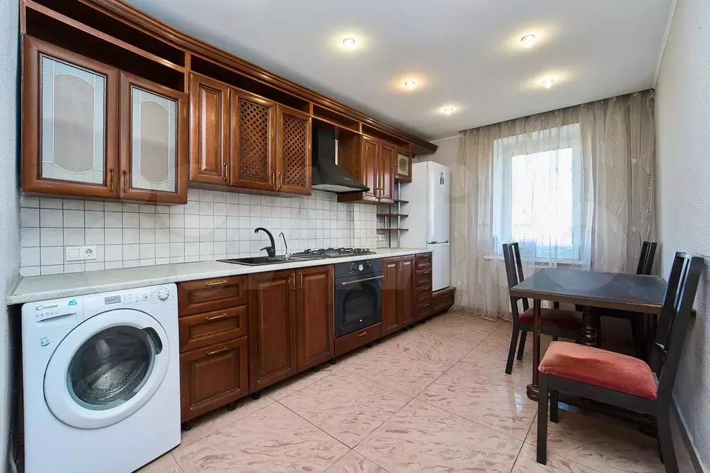 3-к. квартира, 70 м, 7/9 эт. - Фото 1