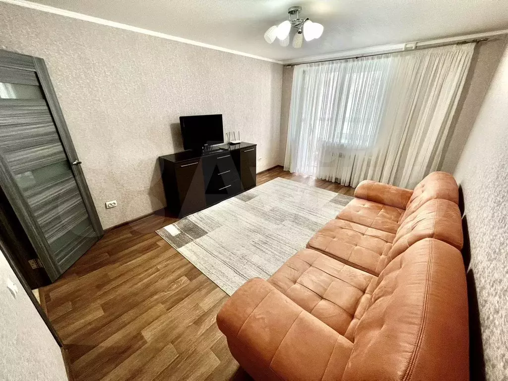 1-к. квартира, 40 м, 2/12 эт. - Фото 0