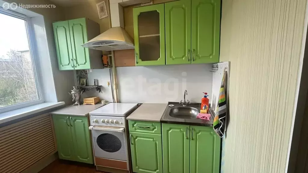 2-комнатная квартира: Озерск, проезд Калинина, 6 (43 м) - Фото 1